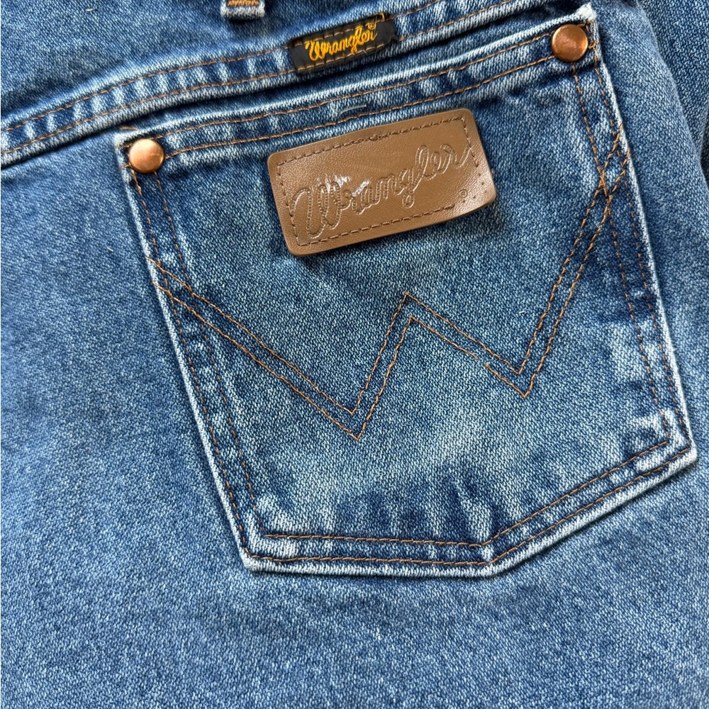 Wrangler Classic Straight-Leg Jeans — 35x34